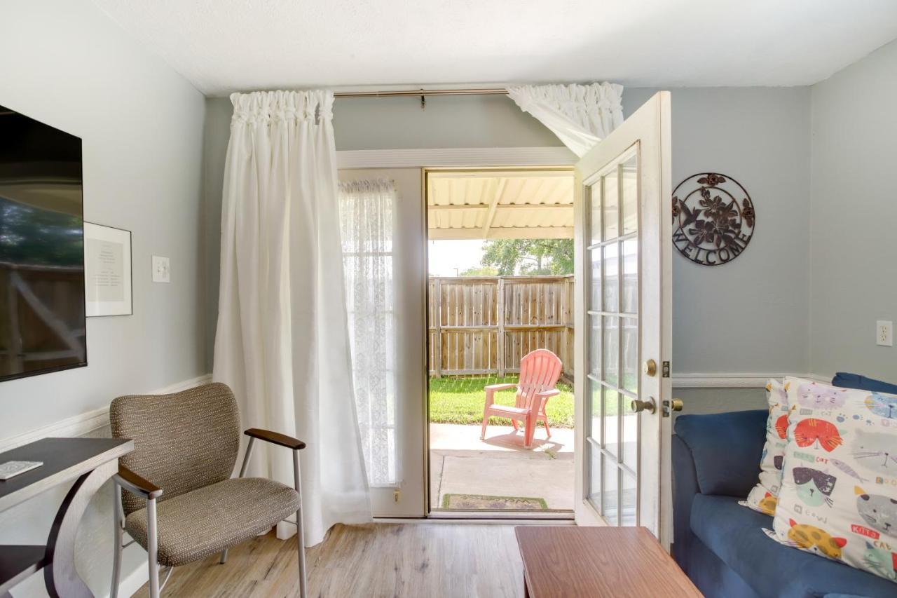 Cozy Shenandoah Home Less Than 2 Mi To The Woodlands Mall! Luaran gambar
