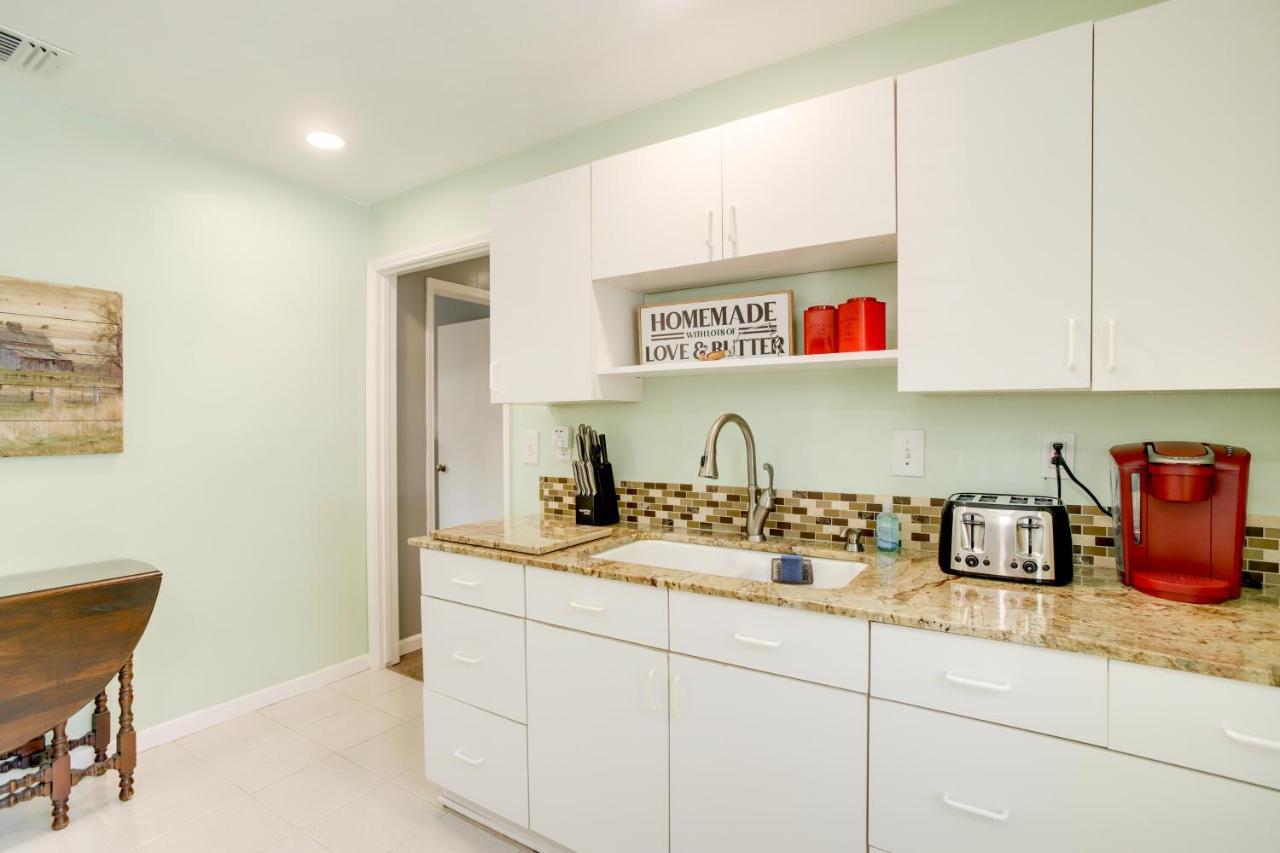 Cozy Shenandoah Home Less Than 2 Mi To The Woodlands Mall! Luaran gambar